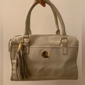 Vintage off-white leather Tommy Hilfiger purse with satchel-Like new!